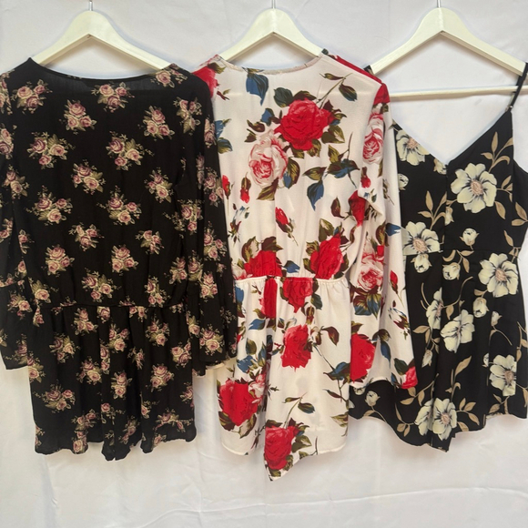 Women's Jumpsuit / Romper Bundle Size Small - Picture 5 of 7